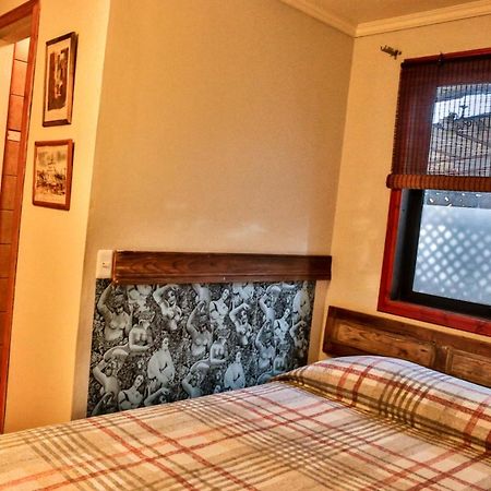 Hostal Mito ヴァルパライソ エクステリア 写真