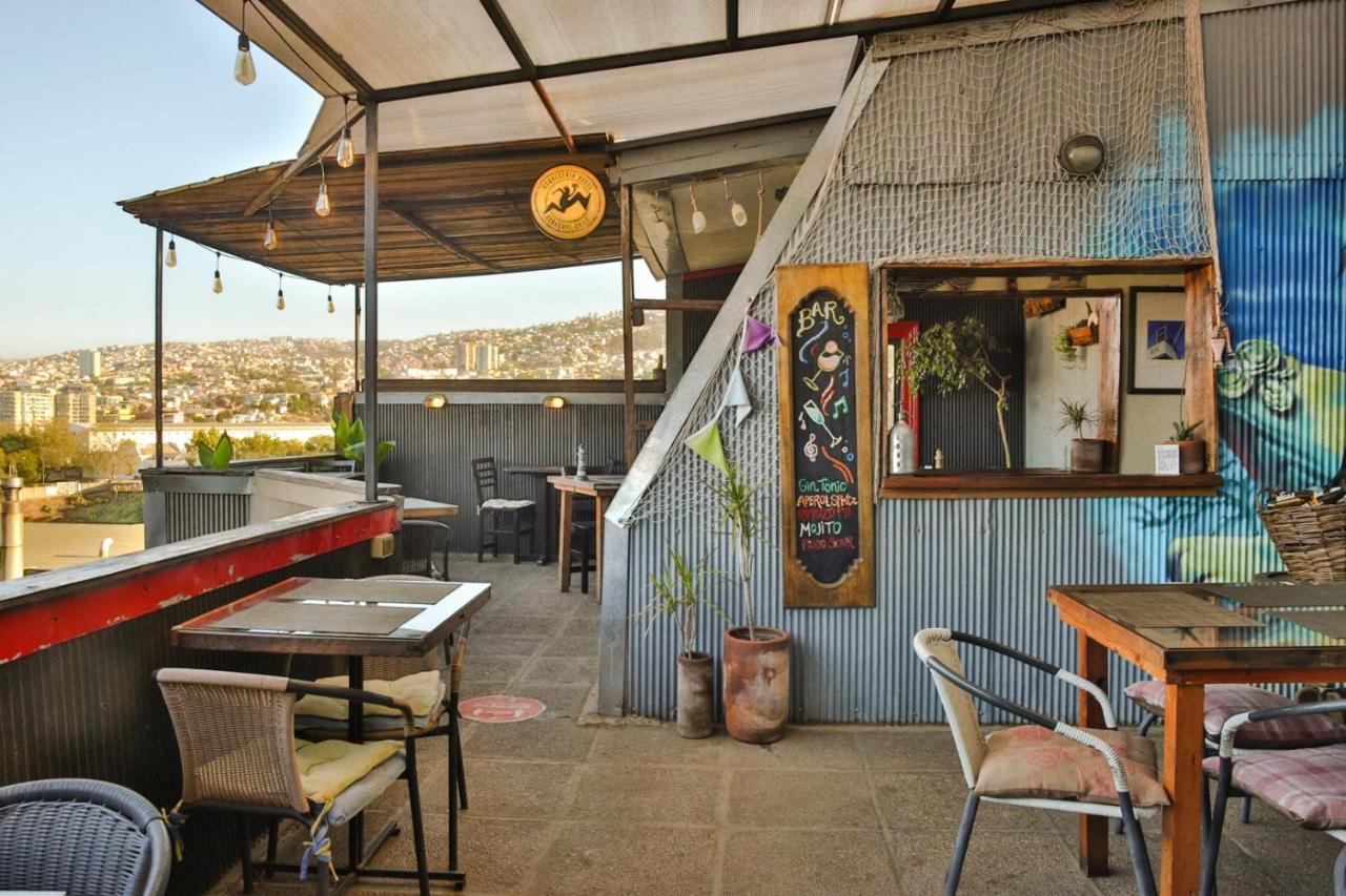 Hostal Mito ヴァルパライソ エクステリア 写真